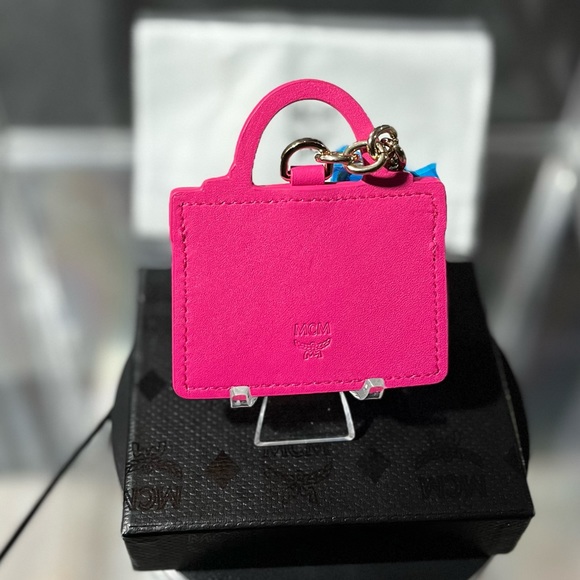 MCM New Visetos Mini Patricia Key Charm (Bag Jewelry π) includes box - Picture 2 of 7